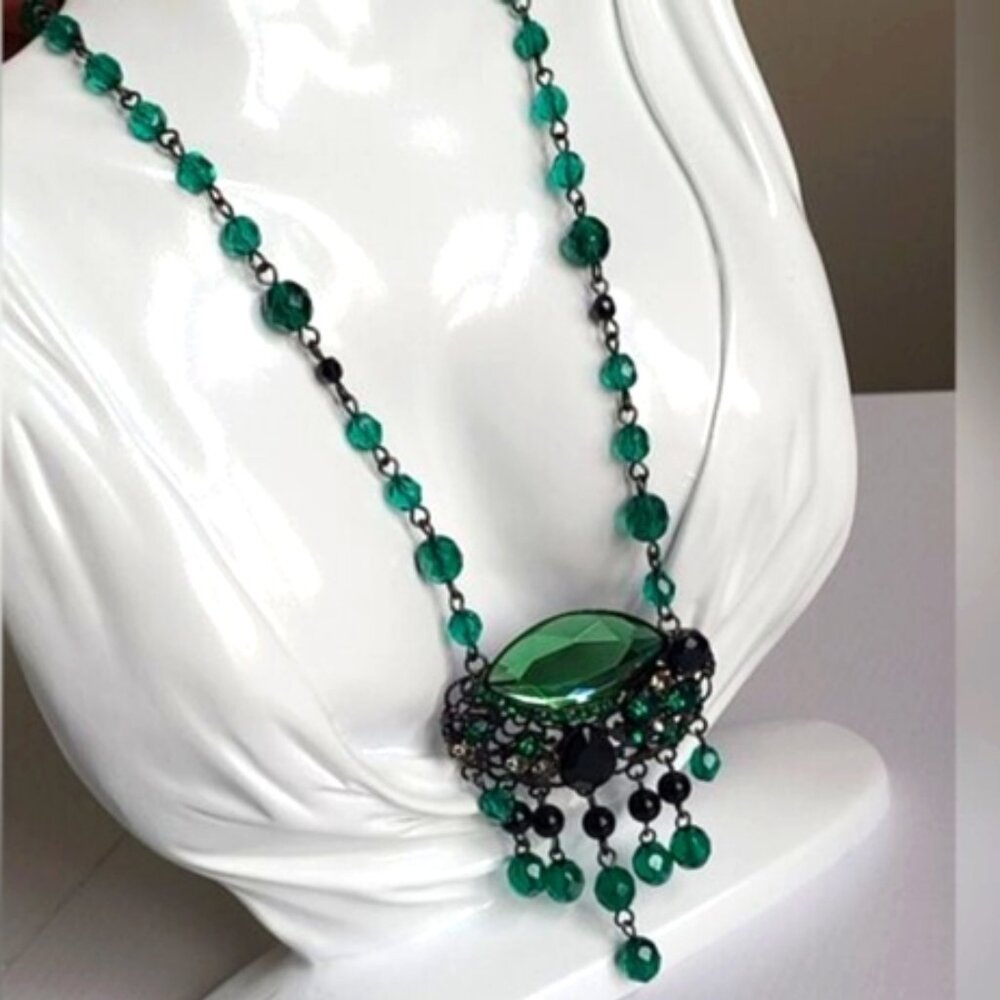Margherita Buonanno Vintage Emerald Green Black Crystal Boho Beaded Necklace